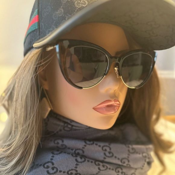 MOSCHINO Sunglasses  - Picture 2 of 9